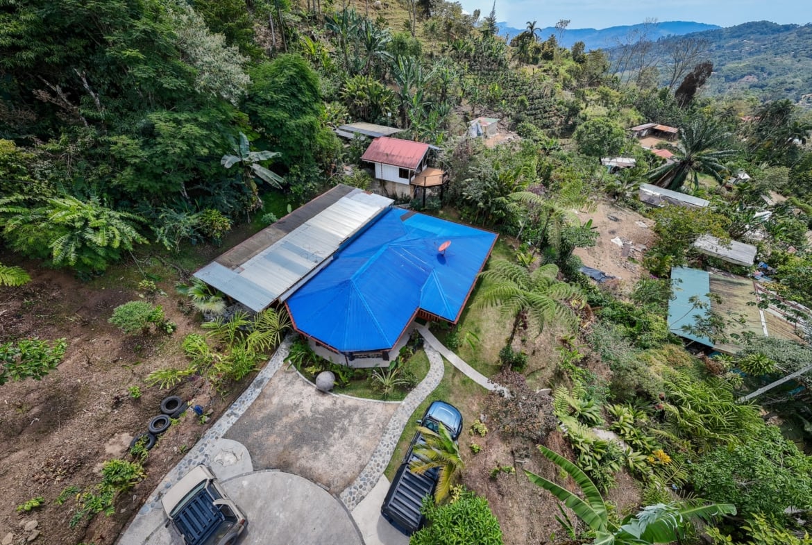 Mountain View Home for Sale in San Isidro | Casa Atlantis Near Reserva Biológica Quebradas