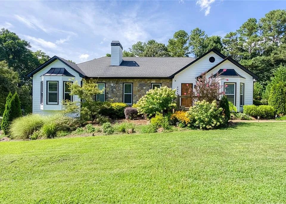4245 Stilesboro Rd NW