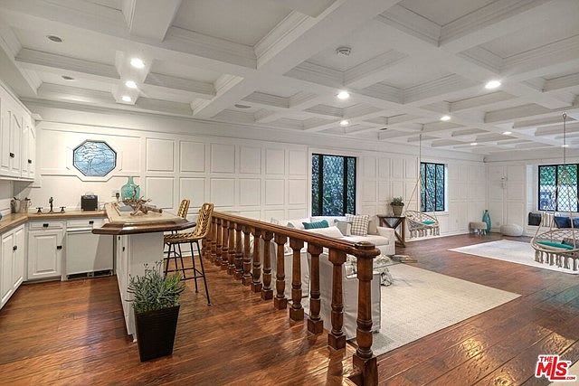 Ridge Opulent
