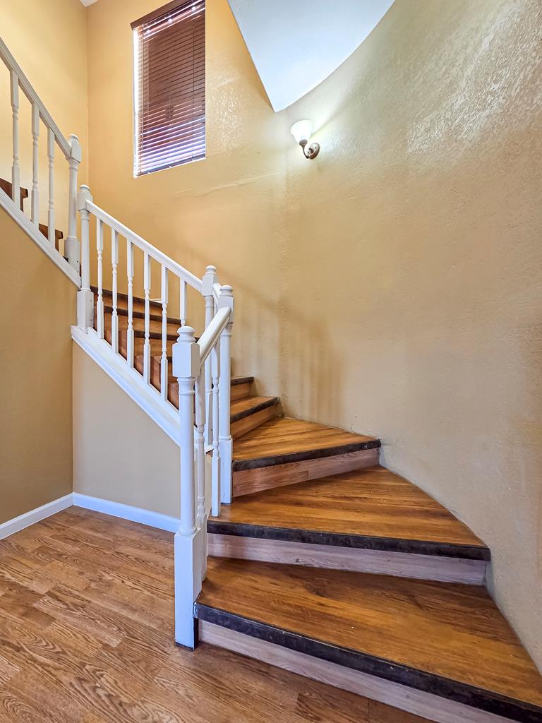 2101 Pershing Cir