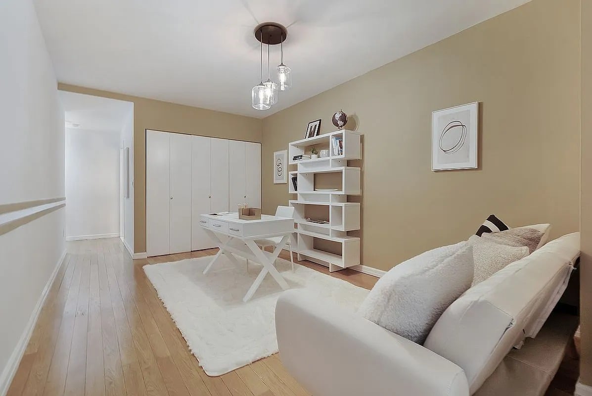 99 John St APT 425
