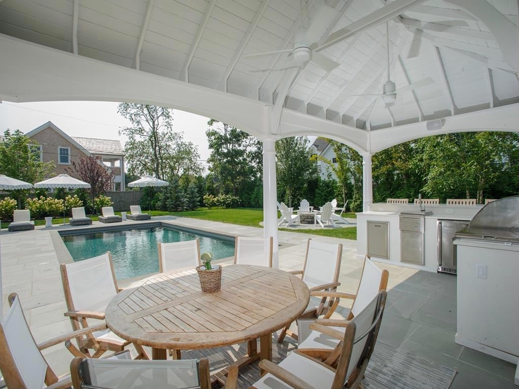 264 Katama Rd