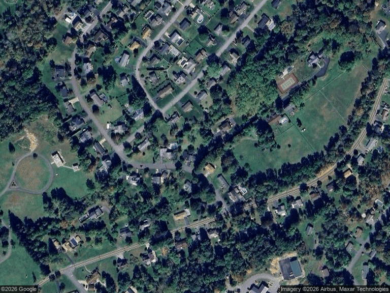 5 Cloverleaf Dr