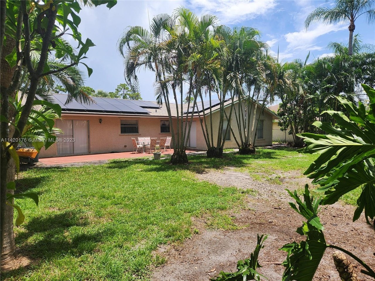 105 Mimosa St