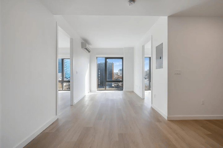 527 Grand Avenue #503