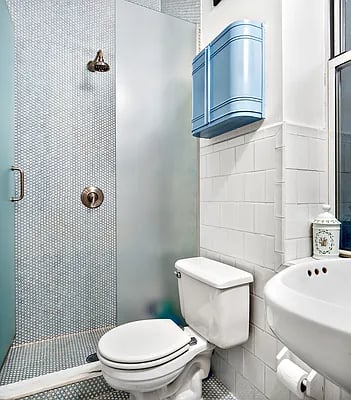 225 East 4th Street #1