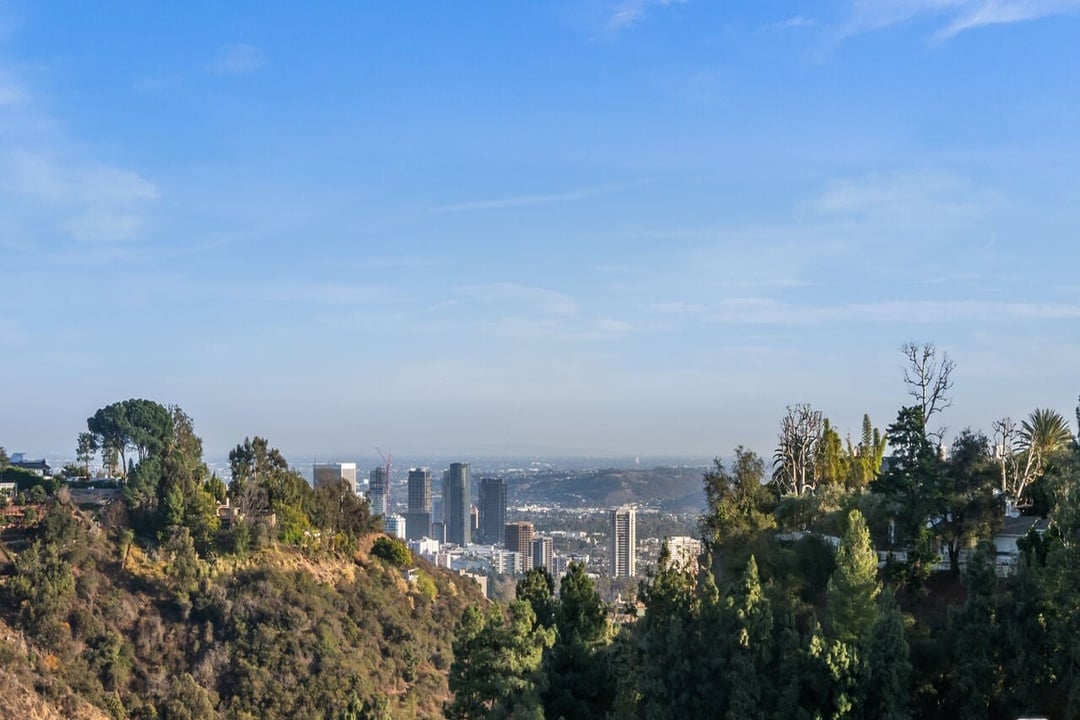 Aurelian Crest, Linda Flora Dr, 90049