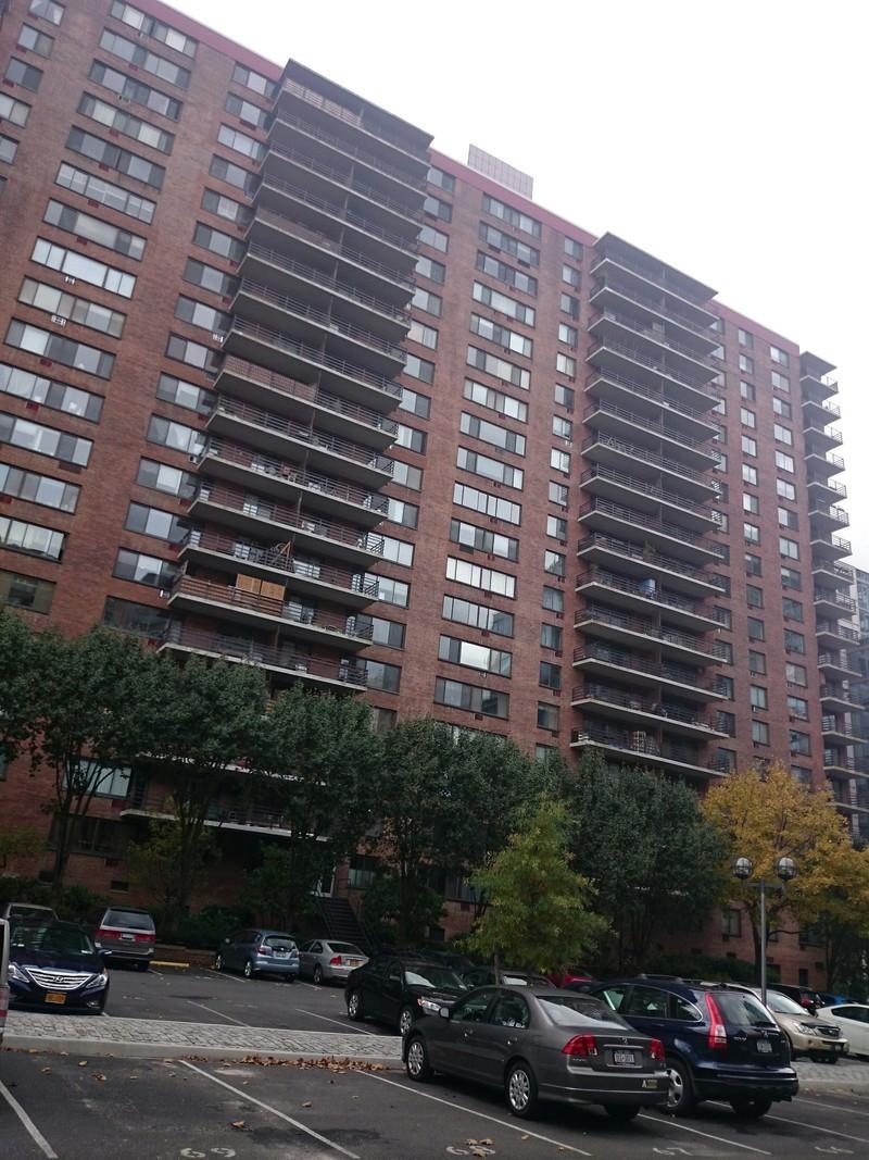 382 Central Park W, #15T