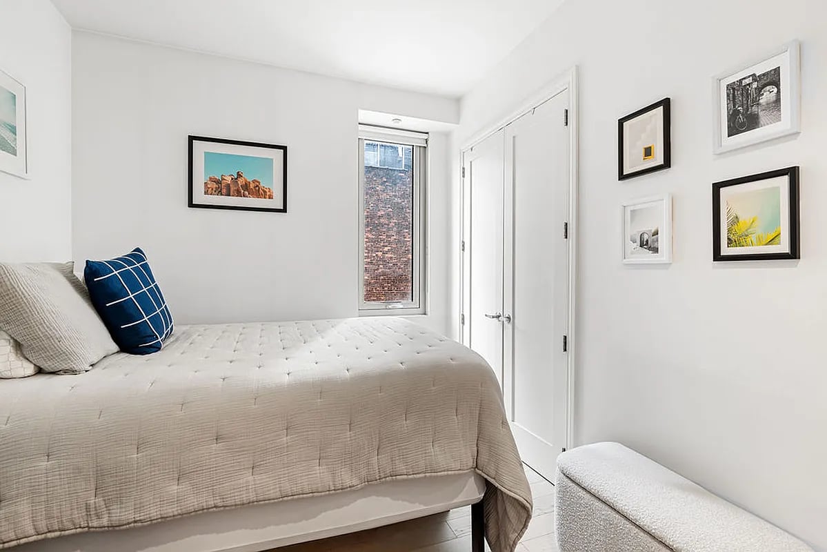 44-15 Purves St #3D