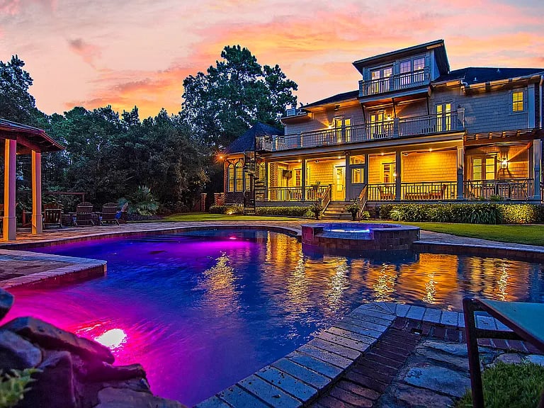2353 Darts Cove Way