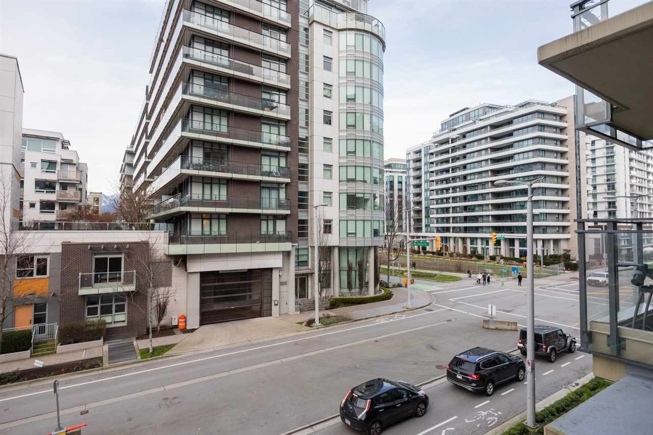 38 W 1st Ave, #320