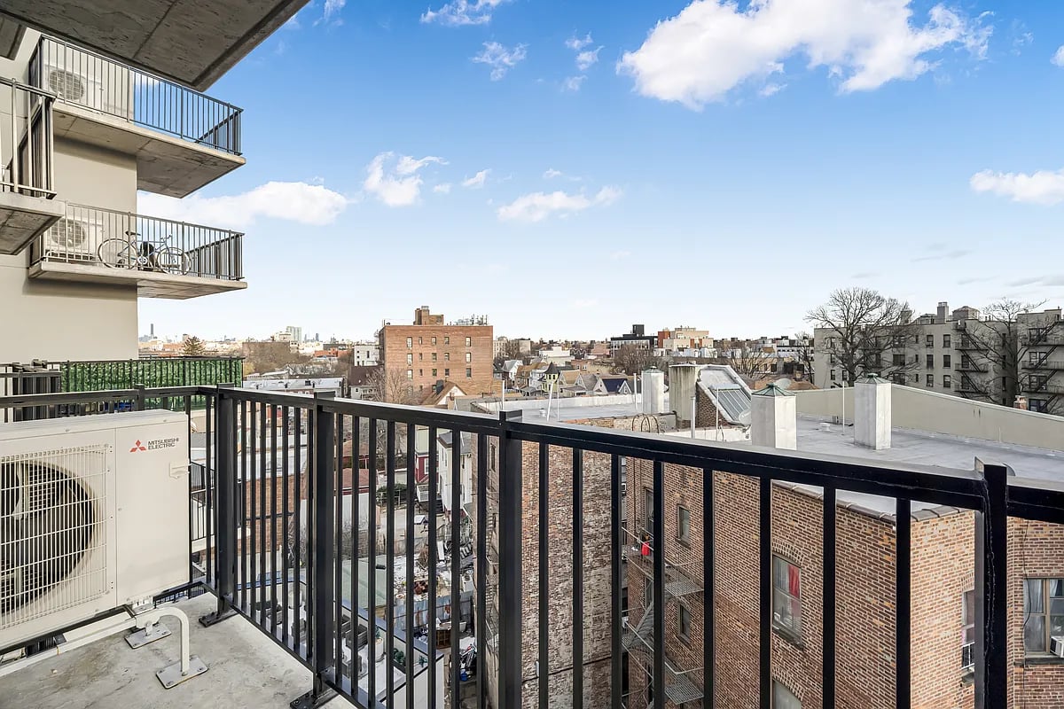 1457 Flatbush Avenue 611