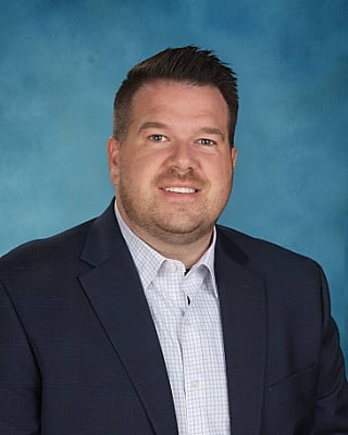 Joey Ferrell-Headshot-Main-Line-Realtor
