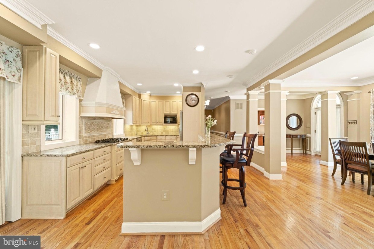 50 Spring Hill Rd