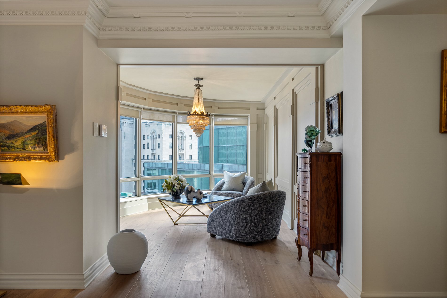 Lower Penthouse 2701- 33 University Avenue