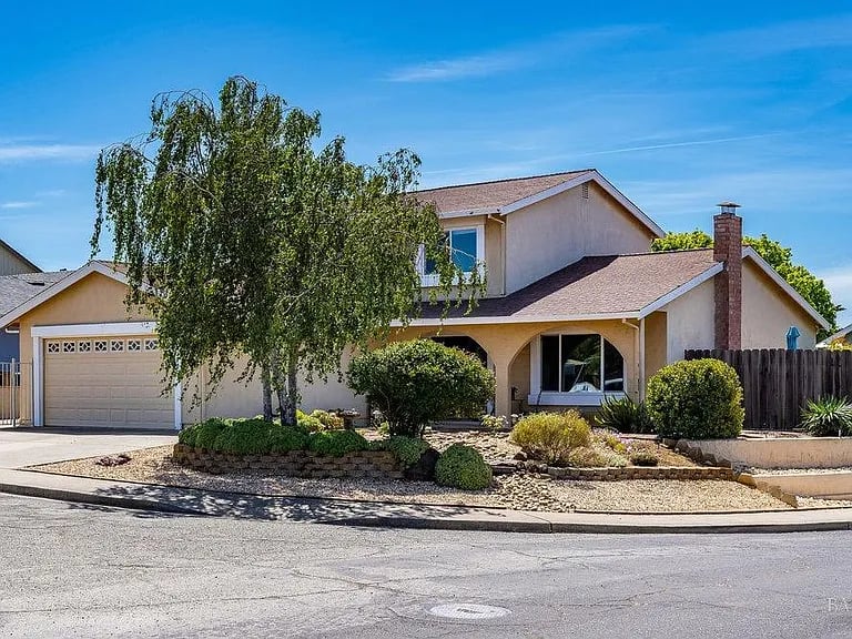 223 Martin Ct