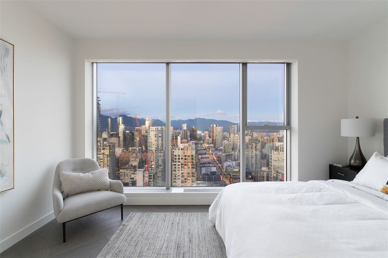 1480 Howe St, #4903