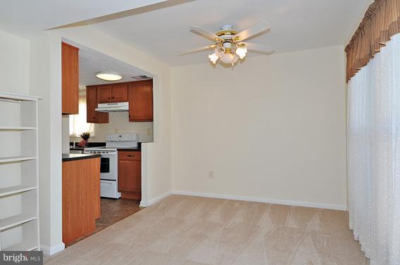 1 Compass Cir, #1