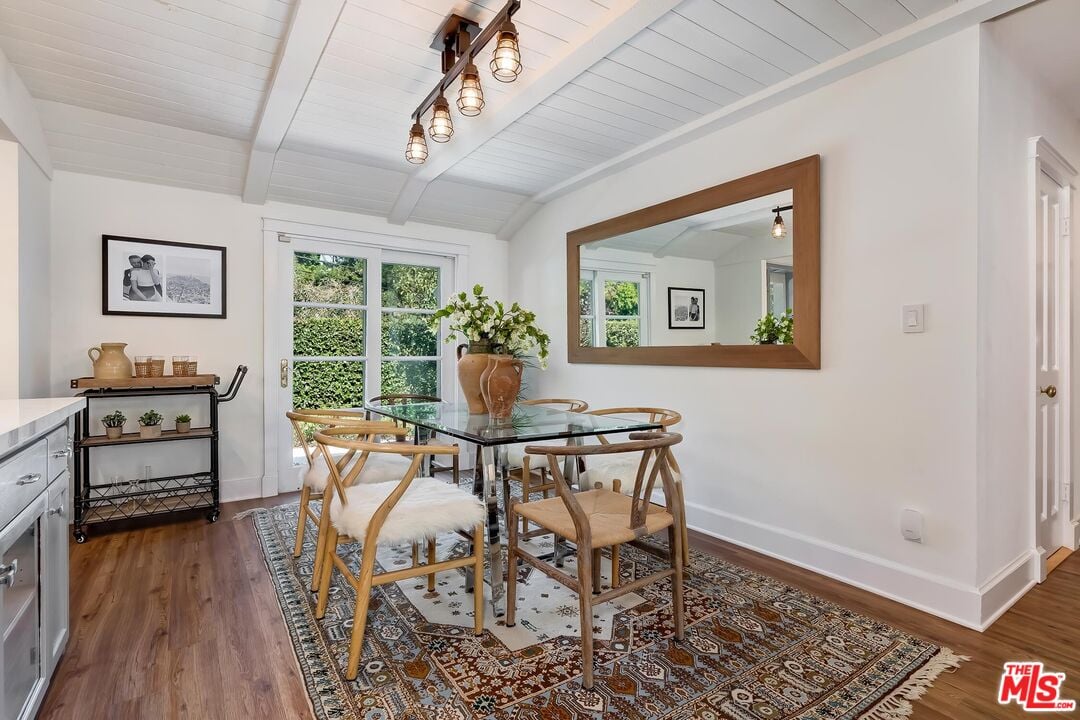 2277 Betty Ln