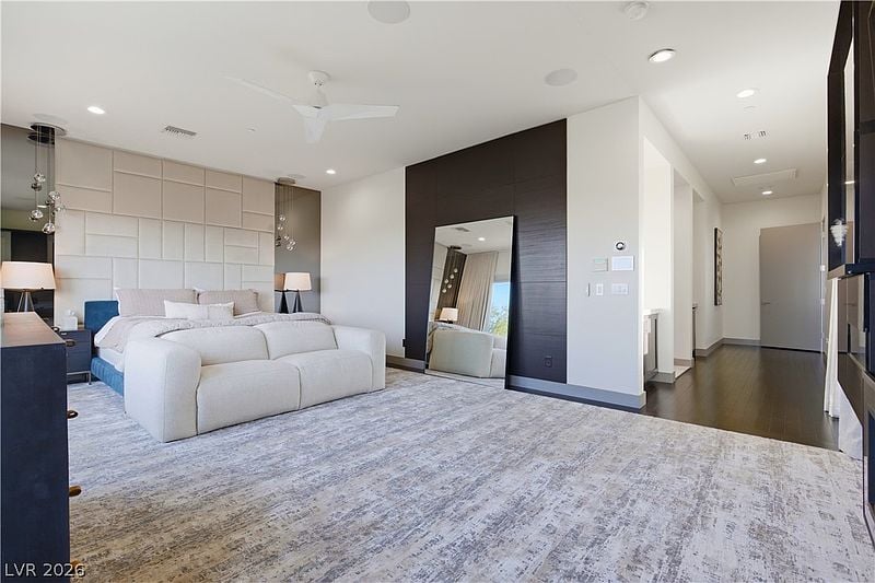 2790 La Bella Ct