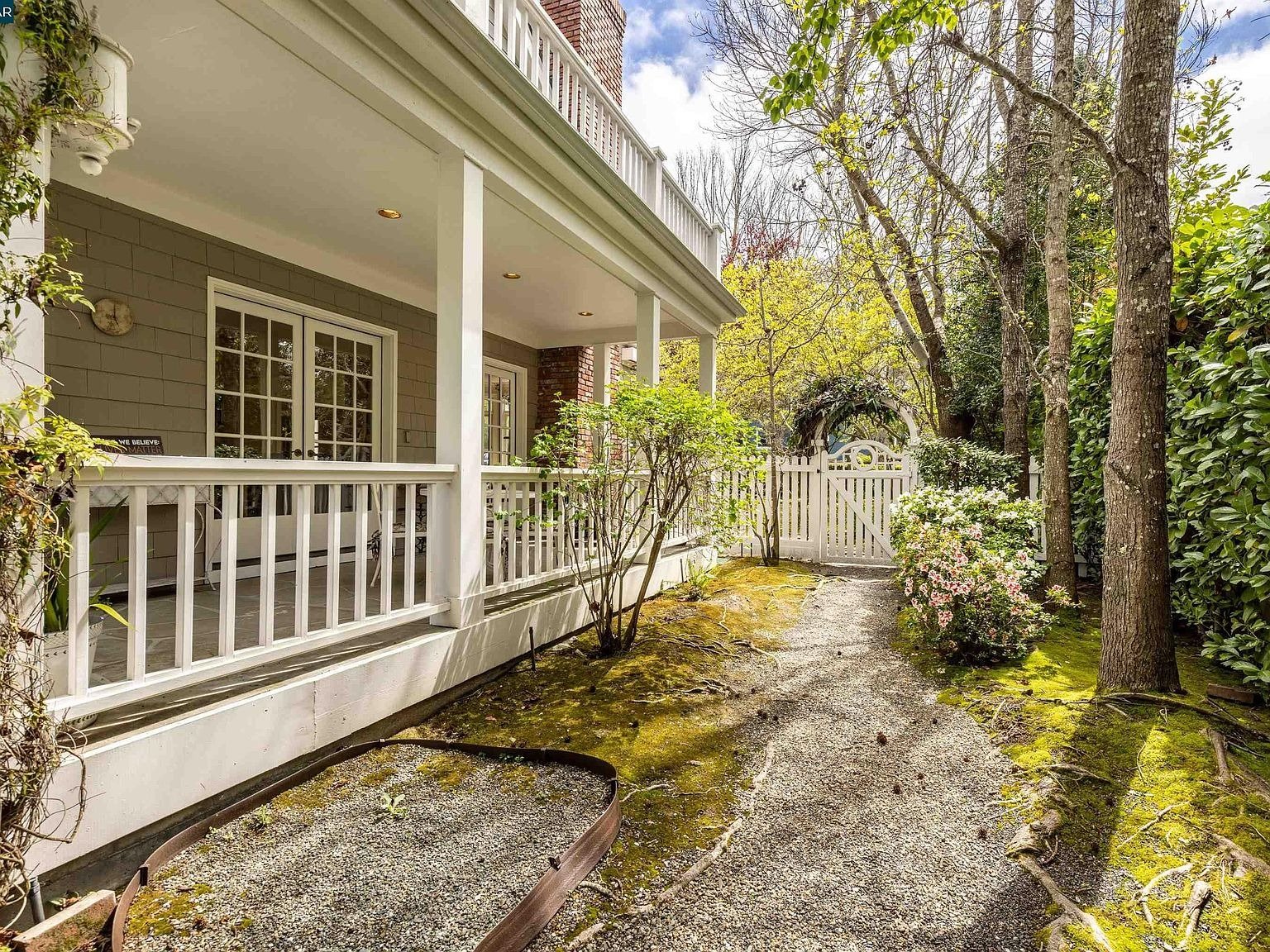 13 Merrill Dr