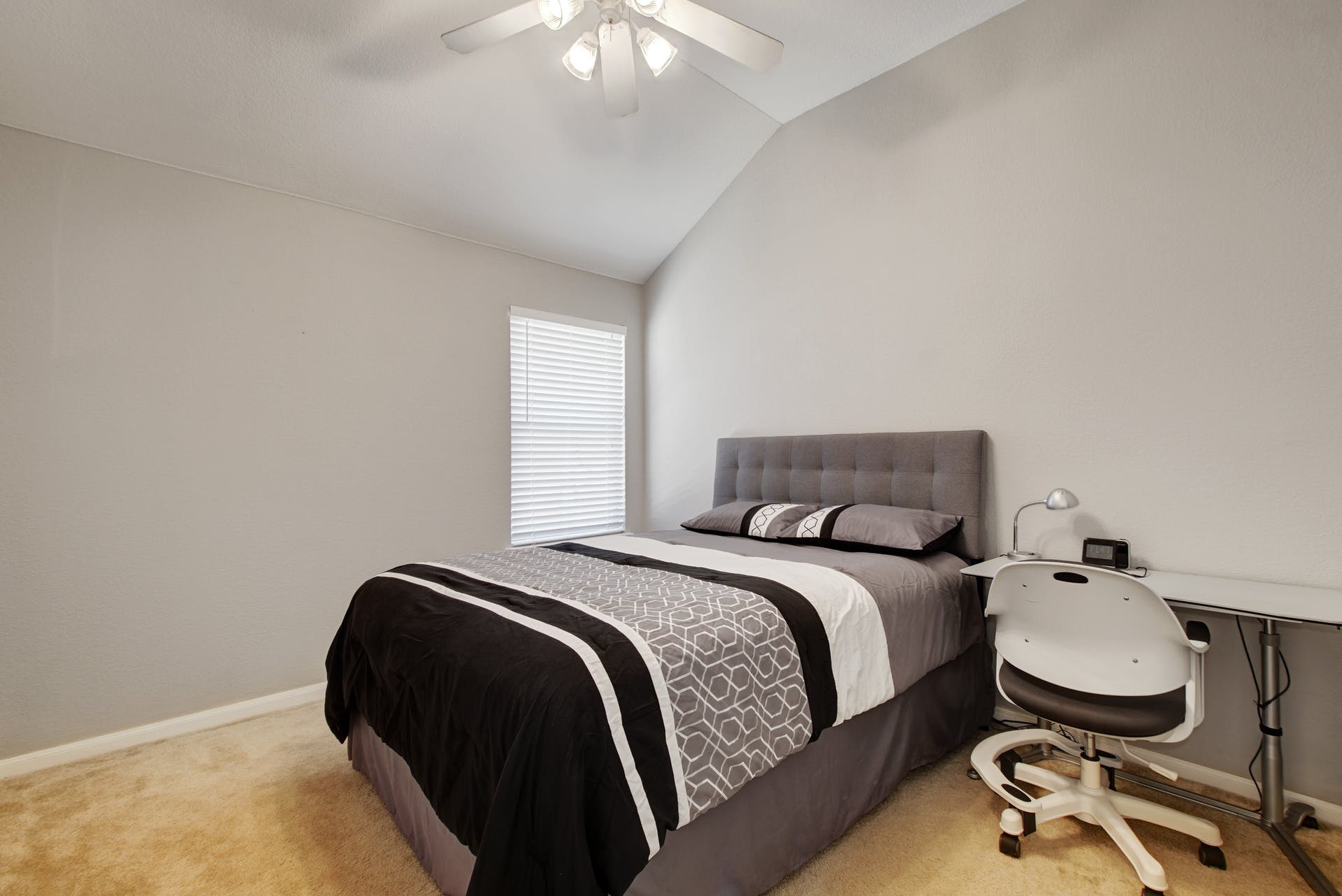 2415 Candle Ridge Trl, Georgetown, Texas 78626