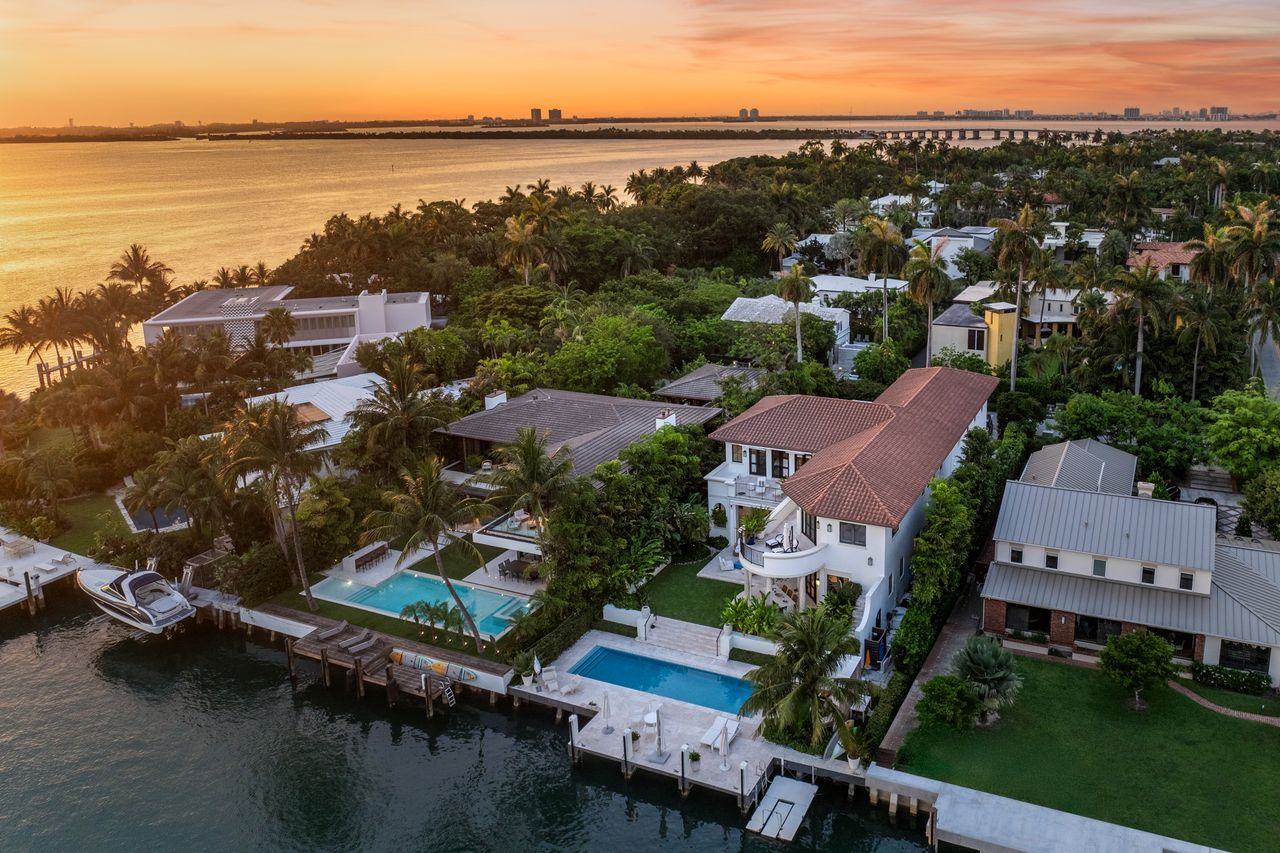  Sunset Island III Waterfront Estate