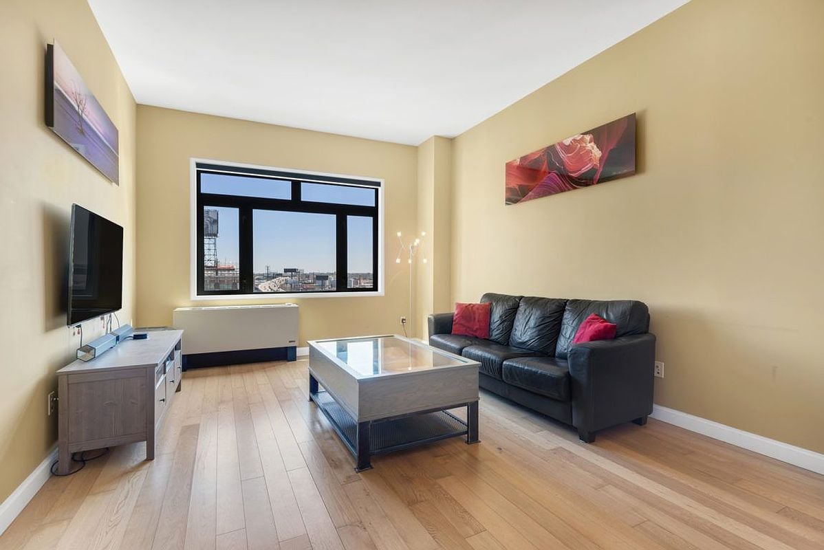 11-02 49th Ave #PH2K (10K)