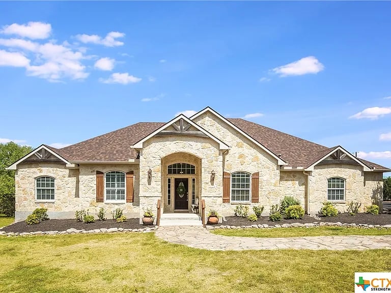 725 Mystic Breeze