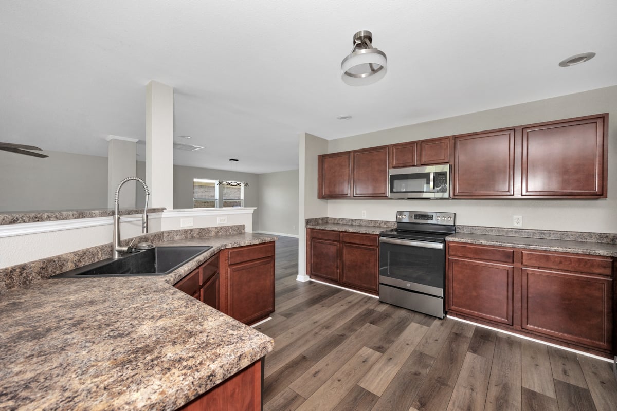 Spacious 4BR Home in Desirable Westlake!