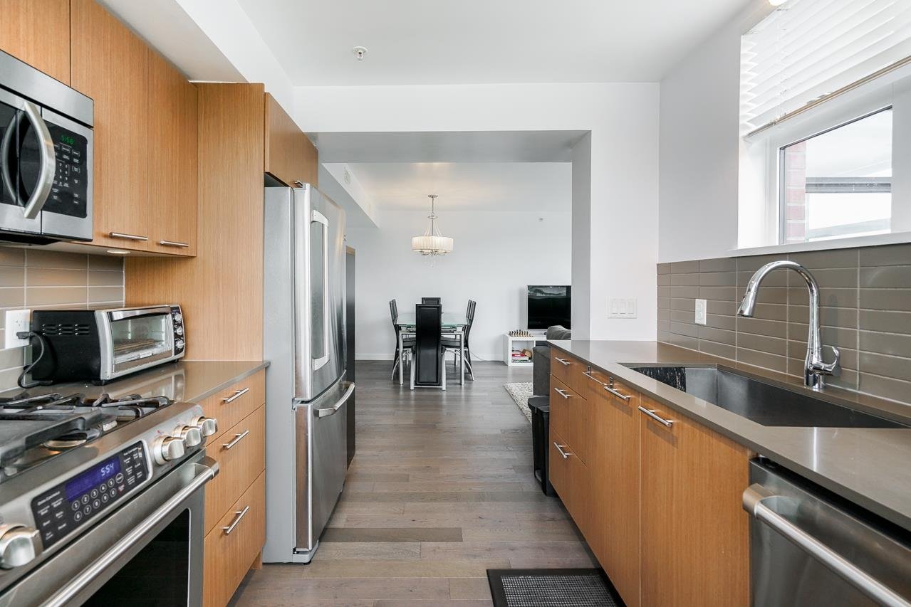 95 Moody St, #501