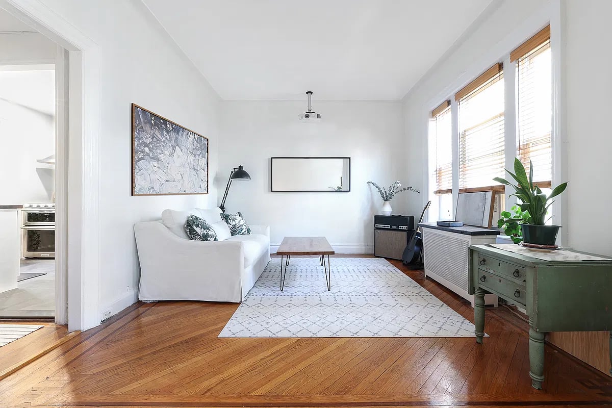 574 44th Street #1B