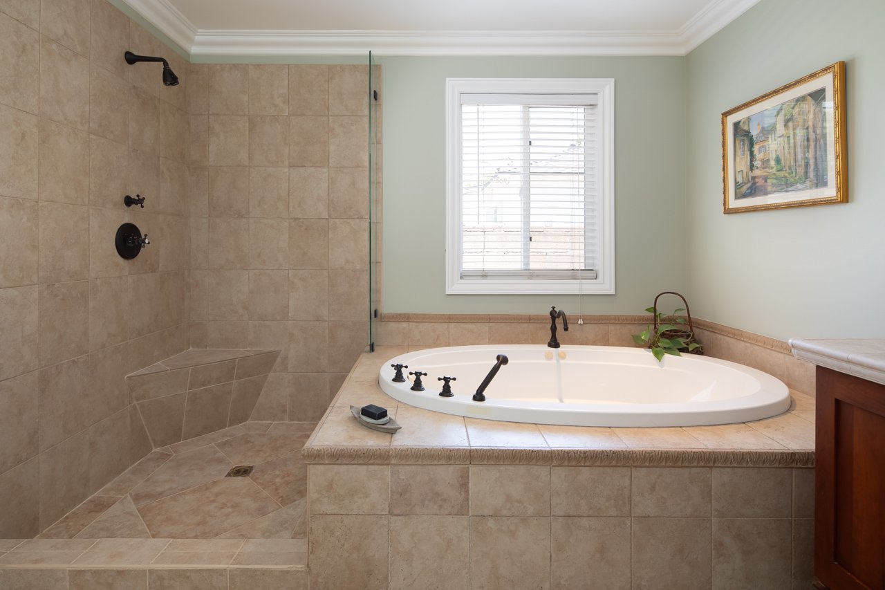 4427 Vantage Ave, Studio City