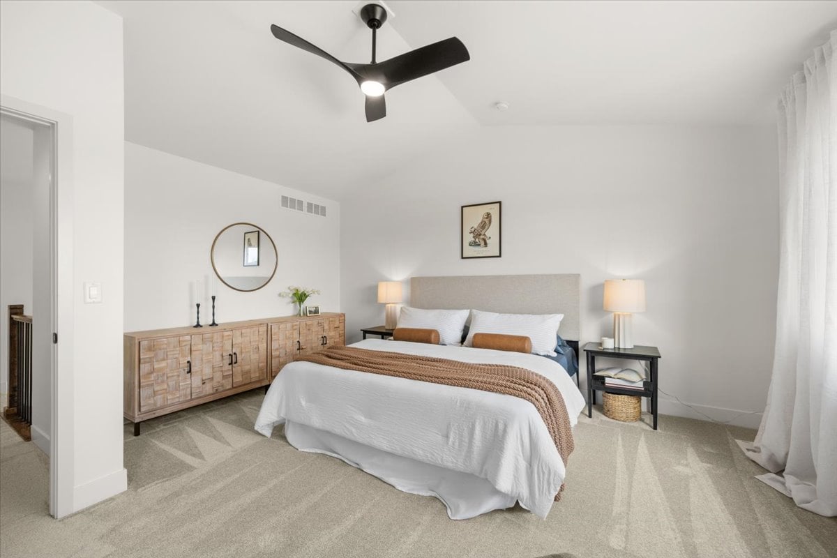 15 Snowcap Dr Windsor