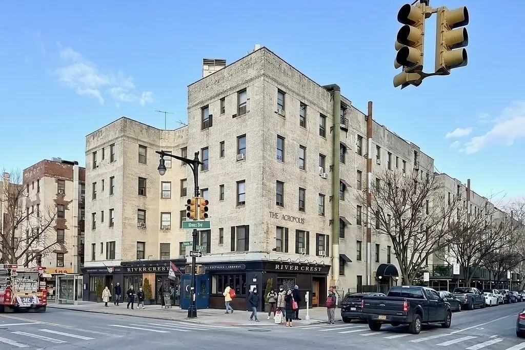 21-38 35th St #1C