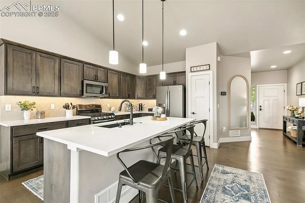 6792 David Anthony Ct