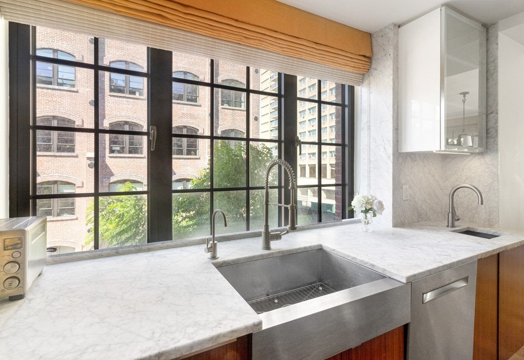 30 Henry Street, #3