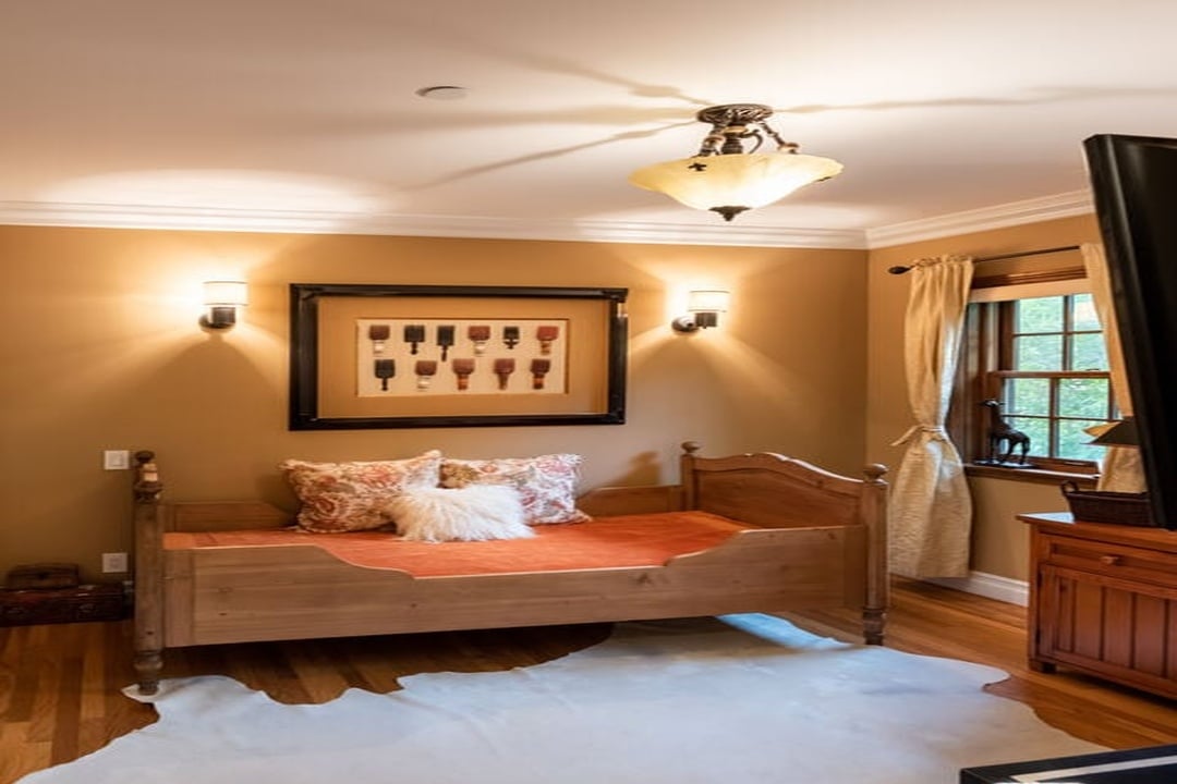 San Vicente Blvd, 90402