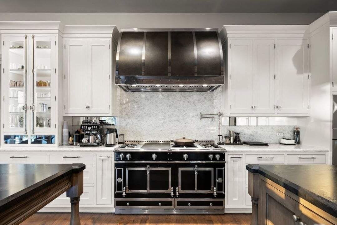 Stone Ridge Ln, 90077