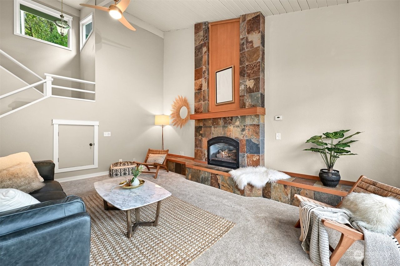 947 W Lake Samish Dr