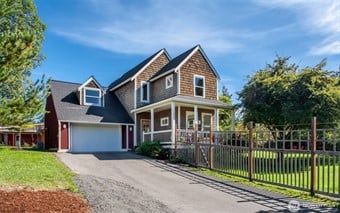 2479 Soundview Drive NE
