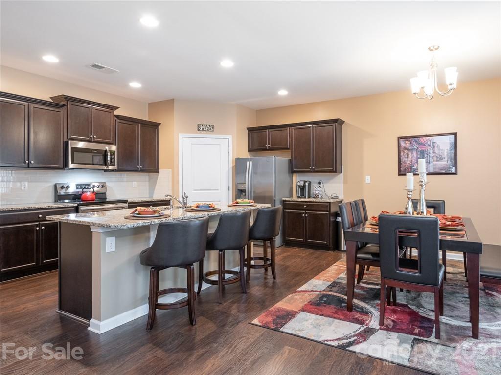 1223 Kent Downs Ave #62