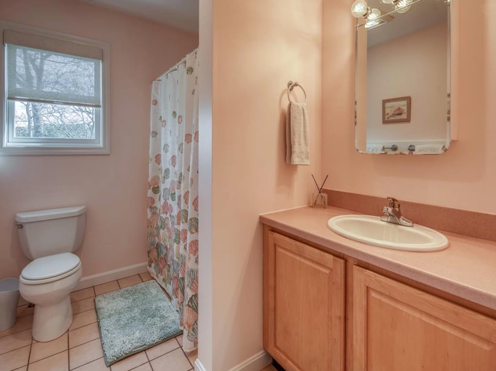 6 Fresh Pond Rd