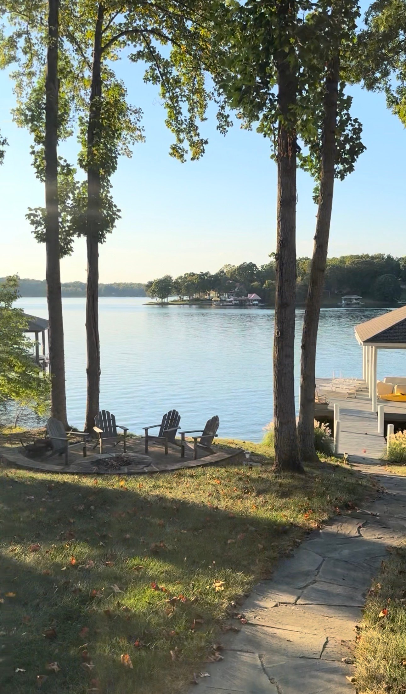  219 Lee Dr