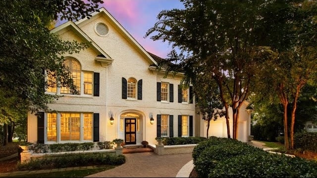 Luxury Lakefront Estate in Lochwood, Cary, North Carolina