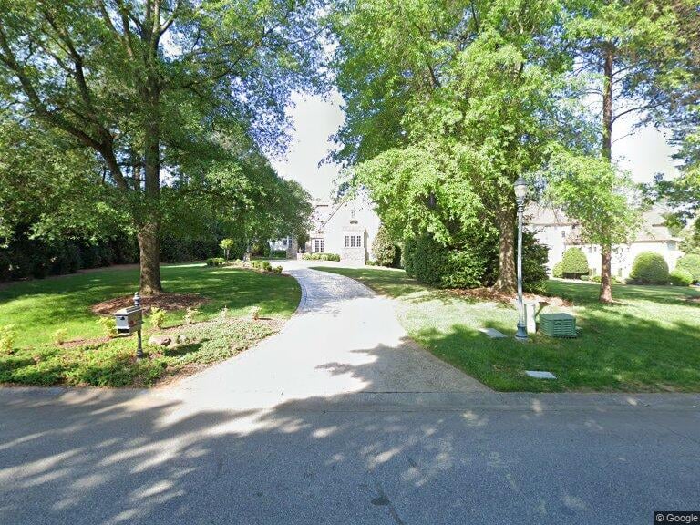 18905 Peninsula Point Dr