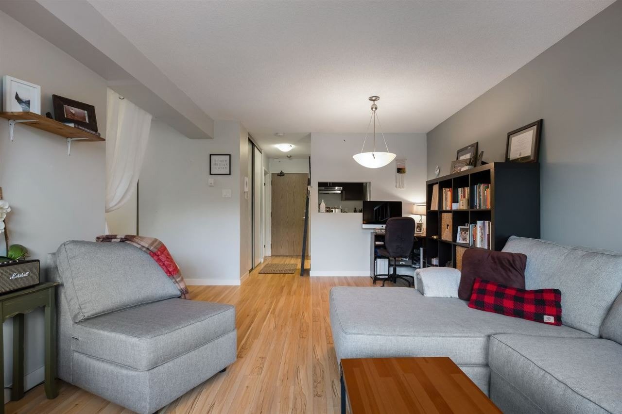 288 E 14th Ave, #206