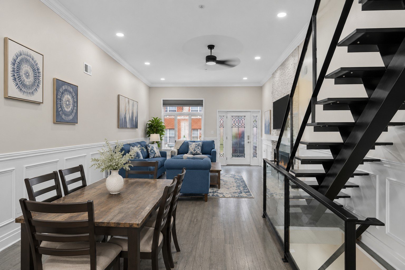 933 S 3rd St, Philadelphia, PA 19147