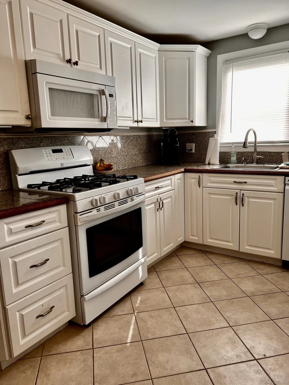 100 Mount Carmel Avenue