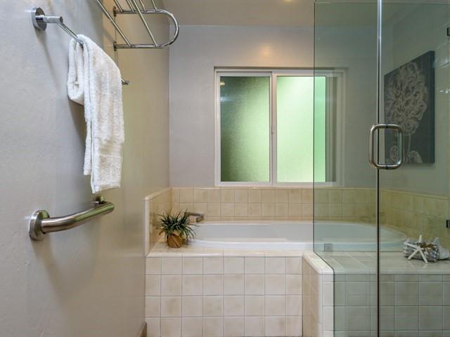 1 Fair Oaks Lane